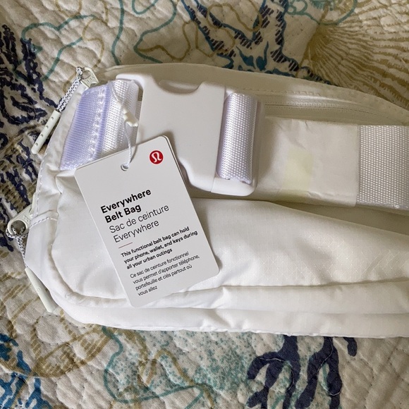 lululemon camera bag dupe